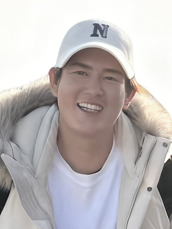 代表取締役 成松 逸斗 の写真